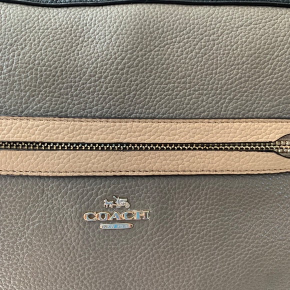 Coach premium leather - Picture 2 of 15